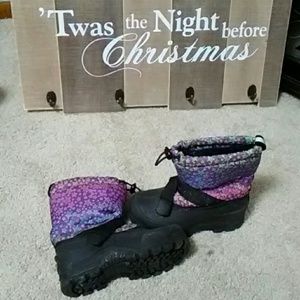 Girls snow boots